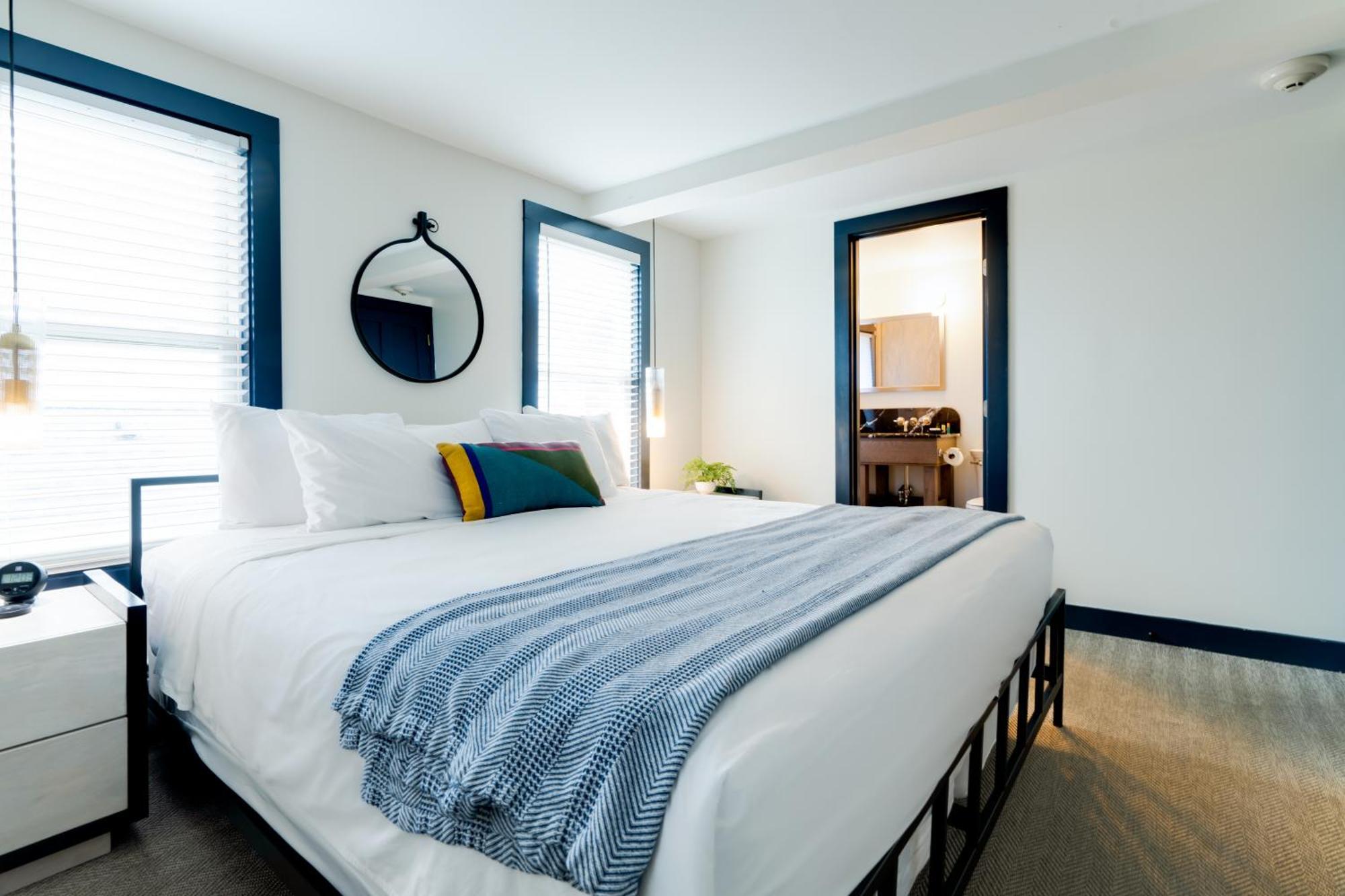 The Morgan Hotel Martha'S Vineyard โอ๊คบลัฟส์ ภายนอก รูปภาพ