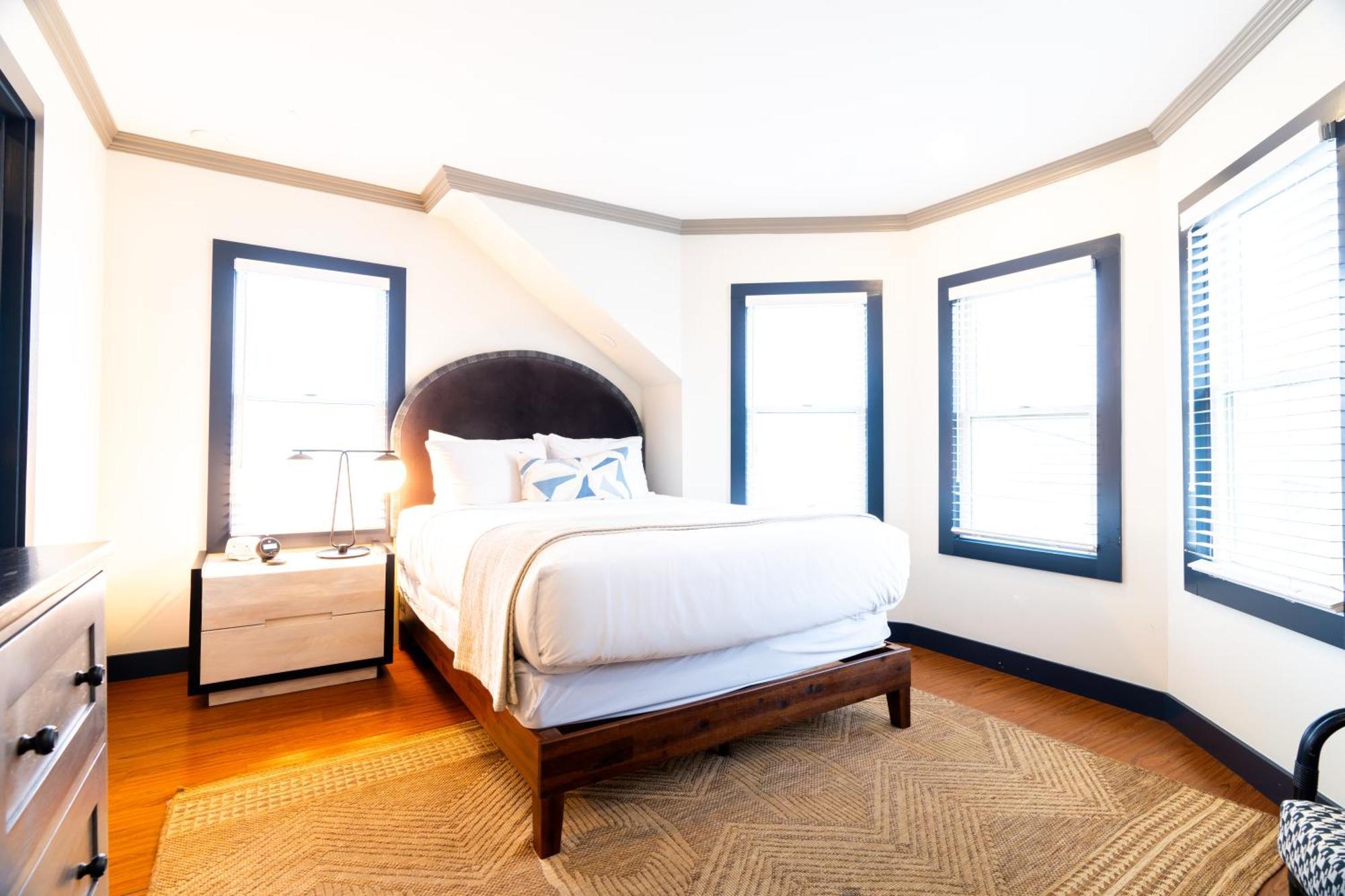 The Morgan Hotel Martha'S Vineyard โอ๊คบลัฟส์ ภายนอก รูปภาพ